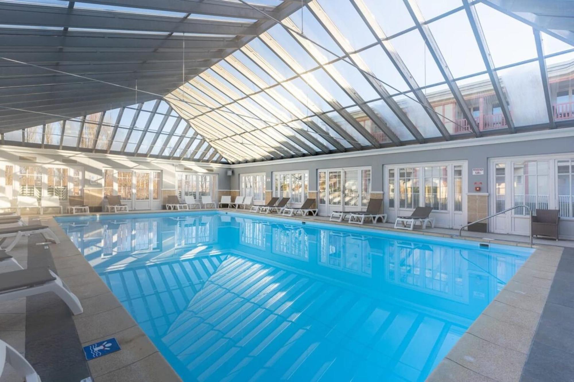 Beautiful Flat With Swimming Pool Tennis Court And Parking 148 Le Touquet Kültér fotó